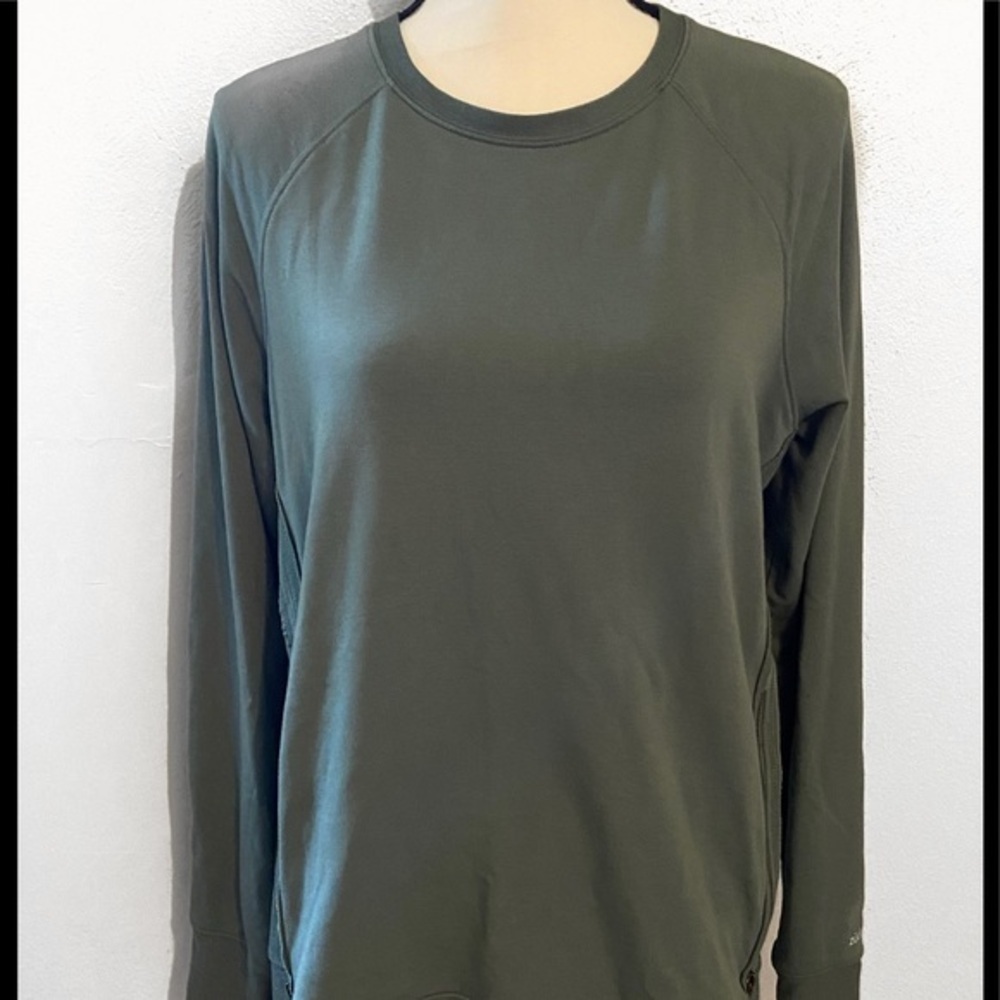 Zuda sweatshirt size S green